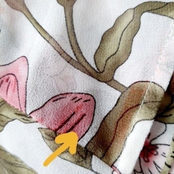 New - GUESS Jiya Ruffle Bell Sleeve Floral Sheer Blouse Sz L Flawed - Picture 13 of 14